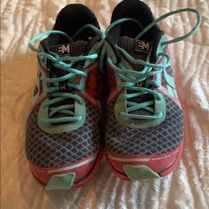 Pearl iZumi Running shoes, gently used